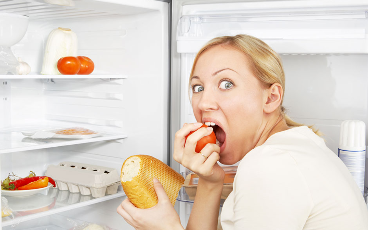 Como Controlar a Fome Emocional na Menopausa.