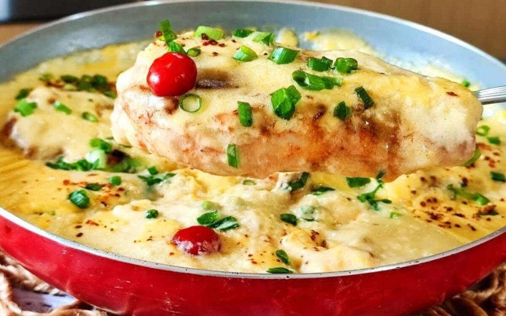Frango Cremoso com Batata na Panela: Receita Caseira, Fácil e Saborosa para o Almoço em Família Frango Cremoso com Batata na Panela